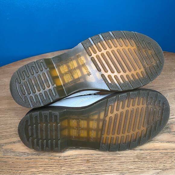 Dr. Martens Women's Pascal Combat Boot Soft Leather 8 Eye Chalk White Size 6 - Picture 9 of 9